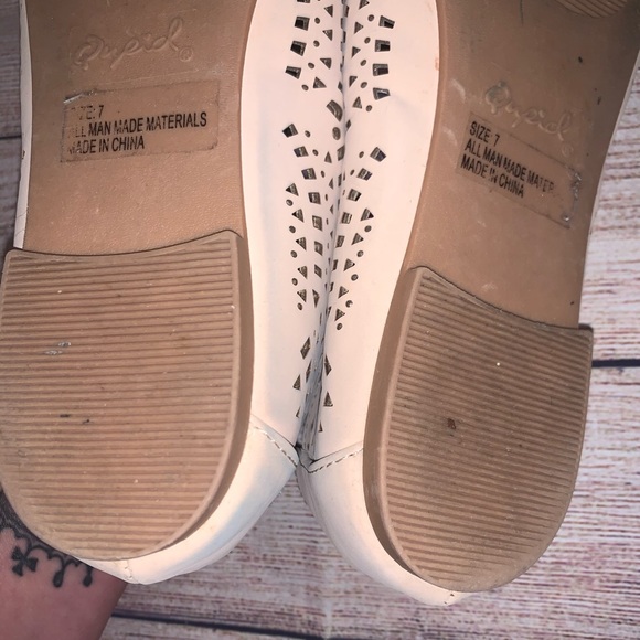 Nude Flats - Picture 5 of 5